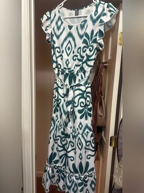 Tie-Waist Maxi Dress - Women